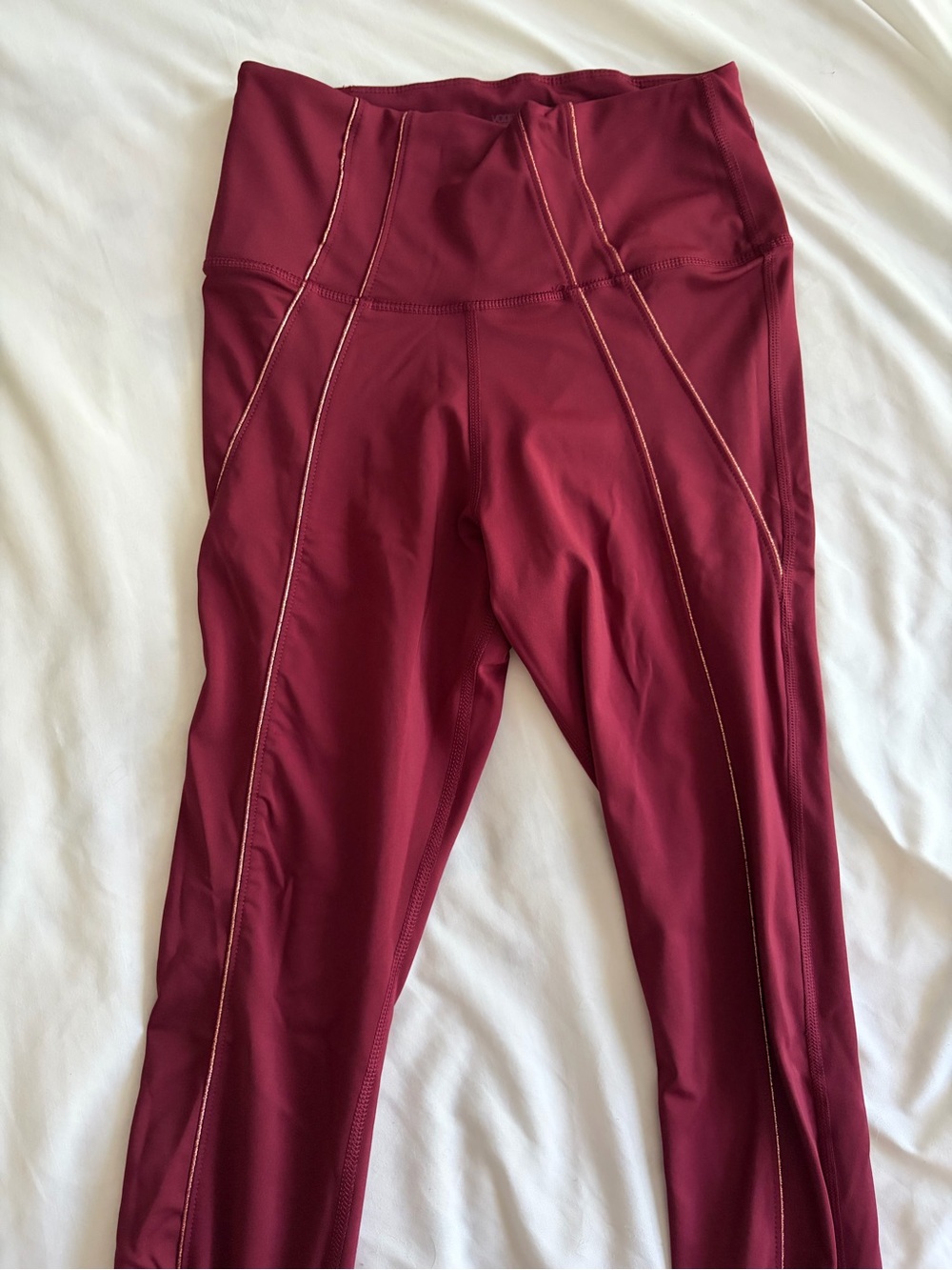 Nike Burgundy High-Waist Leggings with Contrast Stitching